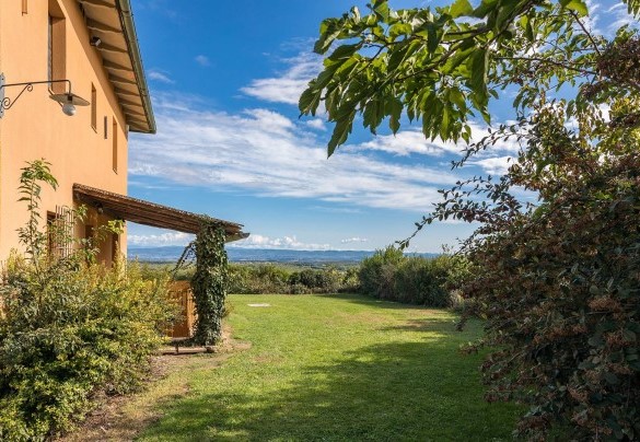 La villa si dispone su due livelli con una superficie di 500 mq – Villa Il Foramasso