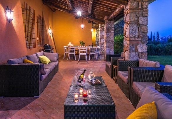 Il portico al tramonto – Villa Il Foramasso