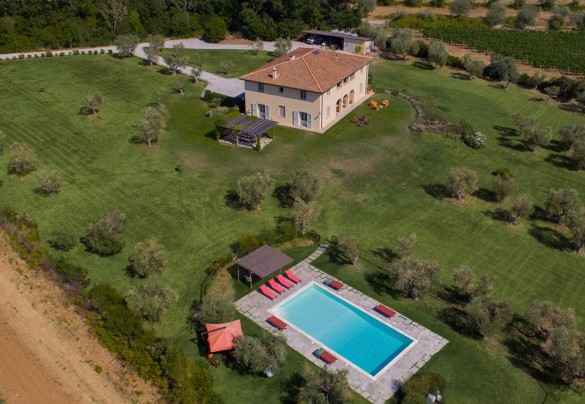 The entire park seen from above - Villa Il Meluccio