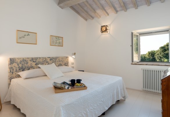 La camera matrimoniale (con letti divisibili) n. 6 al primo piano – Villa Il Pozzo