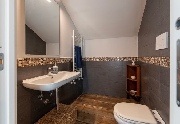 Bagno di servizio, piano terra – Villa il Ritiro