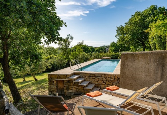 Il solarium terrazzato della piscina – Villa il Ritiro