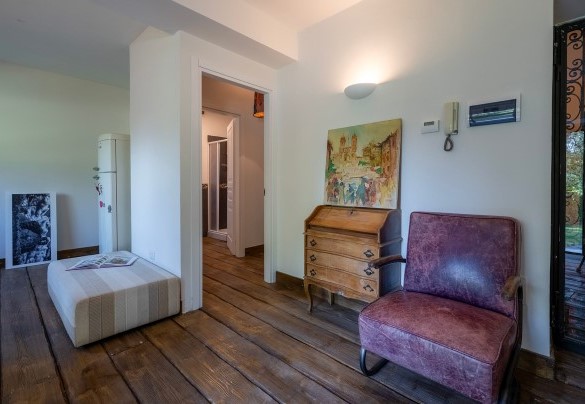 Studio al piano terra con uscita in giardino – Villa il Ritiro