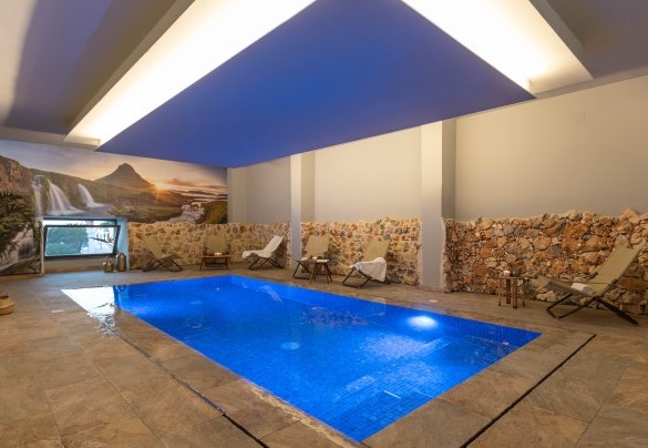 Piscina interna - Villa Ingrid
