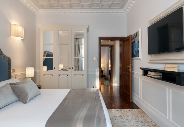 Double bedroom n.4 with adjacent bathroom - Villa Irma