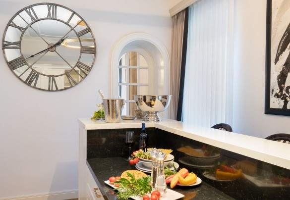 The main kitchen next to the dining room - Villa Irma