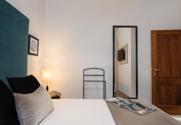Double bedroom n.5 with adjacent bathroom - Villa Irma