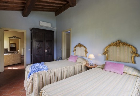 Twin bedroom n.3 on the first floor - Villa Iside  
