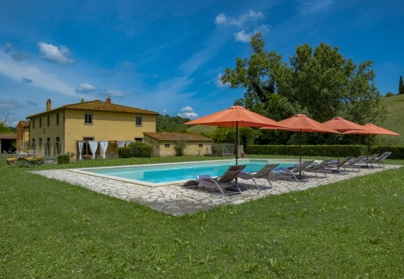 The wonderful property with swimming pool for exclusive use - Villa Iside