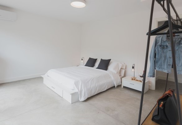 La camera da letto matrimoniale collegata con l'esterno - Villa Kimia