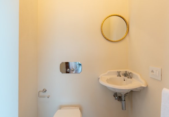 Il bagno di servizio - Villa Krisztina