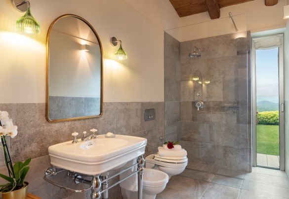 Bagno con doccia walk-in n.1 - Villa Krisztina