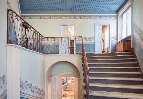 Scala di accesso alla zona notte - Ala Destra al 1 piano - Villa l'Oleandra