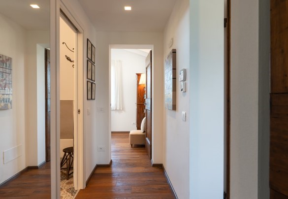 The hallway leads to the sleeping area - Villa La Casina