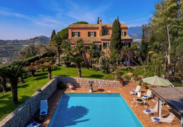 The pool is 20 meters from thevilla entrance - Villa La Cicaliera