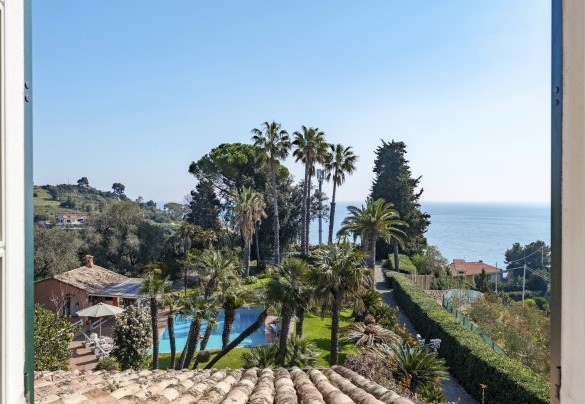 The view from the window of the double bedroom  n.4 - Villa La Cicaliera