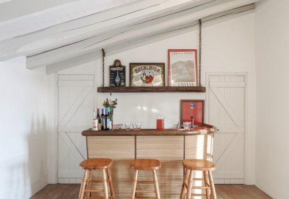 The bar counter in the house next to the pool -  Villa La Cicaliera