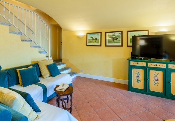 Living room on the basement - Villa La Dolce