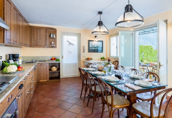 fully-equipped kitchen with direct access out to the large terrace - Villa La Dolce