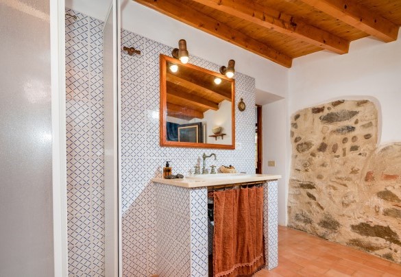 Il bagno con doccia - Villa La Giara