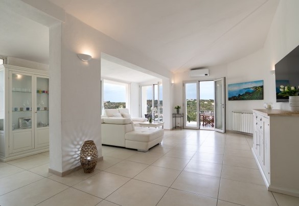 Bright living room  – Villa La Maddalena