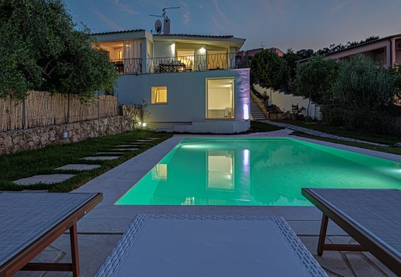 Night view of the villa and swimming pool – Villa La Maddalena;