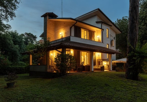 Villa La Meridiana at sunset - Villa La Meridiana