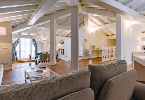The attic's open space - Villa La Perla Bianca