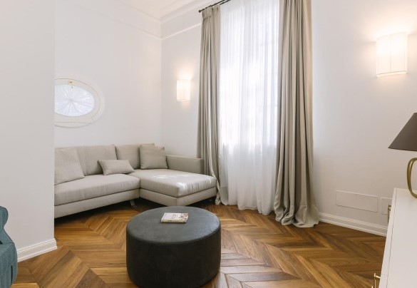 The second living room on the ground floor with a TV - Villa La Perla Bianca