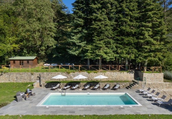 Vista sulla piscina - Villa La Rassinata
