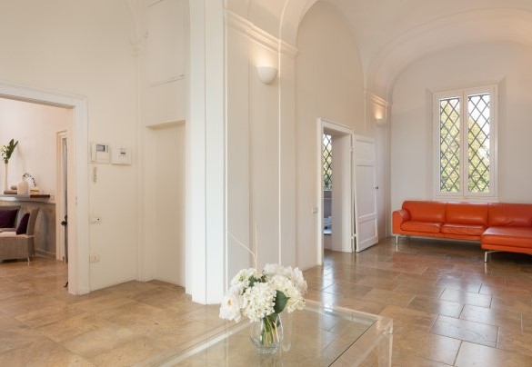 L'ampio corridoio al primo piano - Villa Laguna
