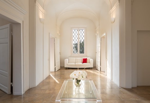 L'ampio corridoio al primo piano - Villa Laguna