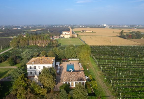 La villa si trova a Faenza - Villa Laguna