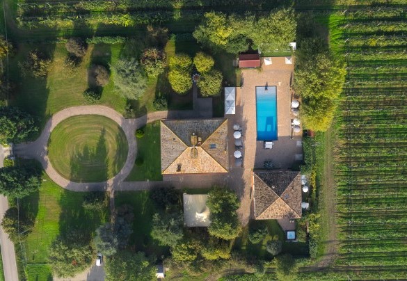 La proprietà dall'alto - Villa Laguna