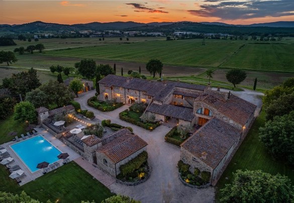 The property at sunset - Villa Le Beringhe