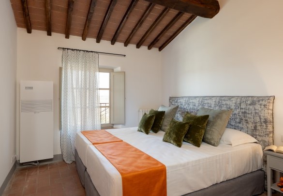 Twin bedroom (joinable beds) no. 9 (unit 5, first floor) - Villa Le Beringhe
