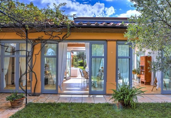 Garden around the villa - Villa le Cave 