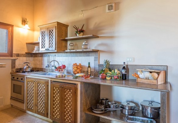 La kitchenette nella sala da pranzo – Villa Le Chiarne
