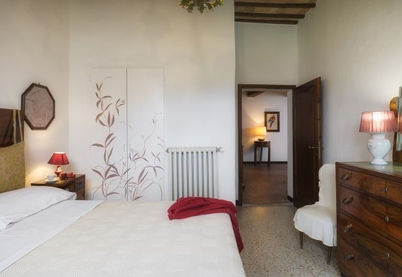 Double bedroom (140 cm wide bed) n.2 on the first floor - Villa Le Logge 