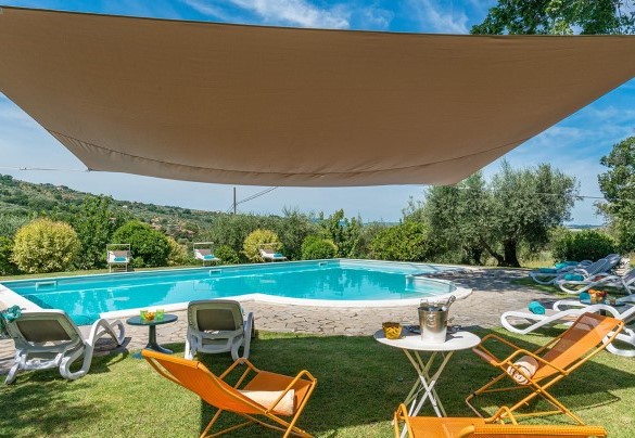The pool is located within the park - Villa Lemura