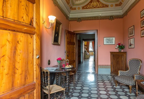 Living area on the first floor - Villa Lemura