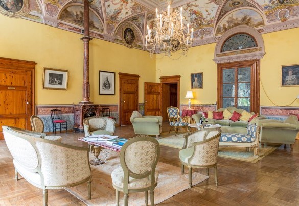  Living room on the first floor - Villa Lemura
