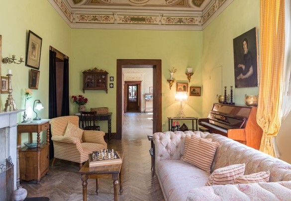 Living room on the ground floor - Villa Lemura
