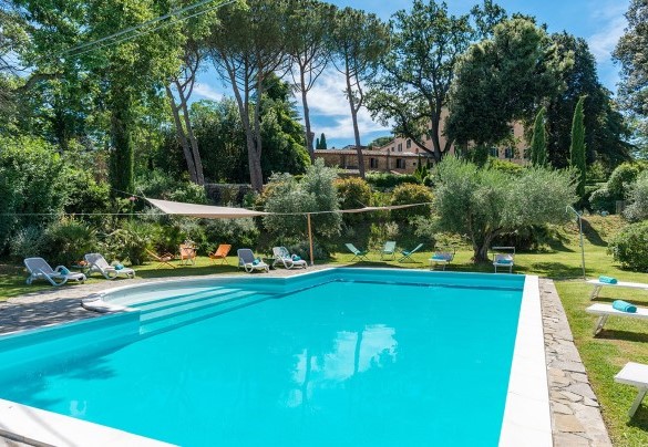The property with swimming pool for exclusive use - Villa Lemura