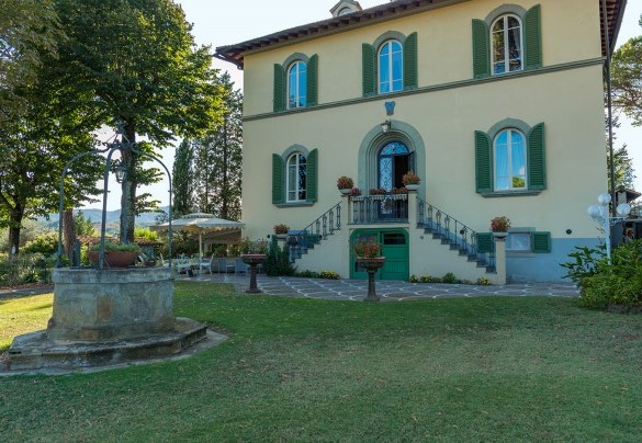 Villa Leonardo è un’elegante residenza ospitata all’interno di un’originale villa padronale ottocentesca – Villa Leonardo