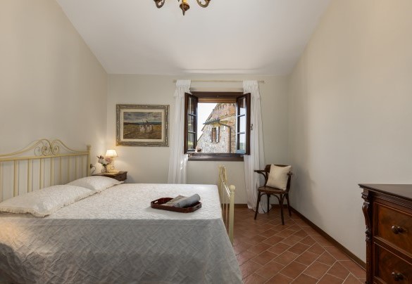 La camera matrimoniale n. 6 al primo piano nell’annesso – Villa Loredana