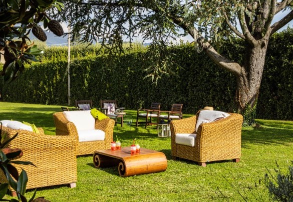 The shaded living area by the pool – Villa Luigina
