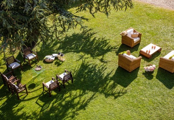 The shaded living area by the pool – Villa Luigina