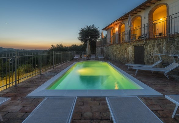 The pool at the dask - Villa Maggiorana