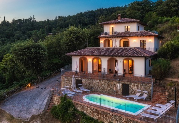 Top view with pool - Villa Maggiorana